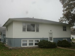 Primary Photo - 1608 Hillside Dr NW