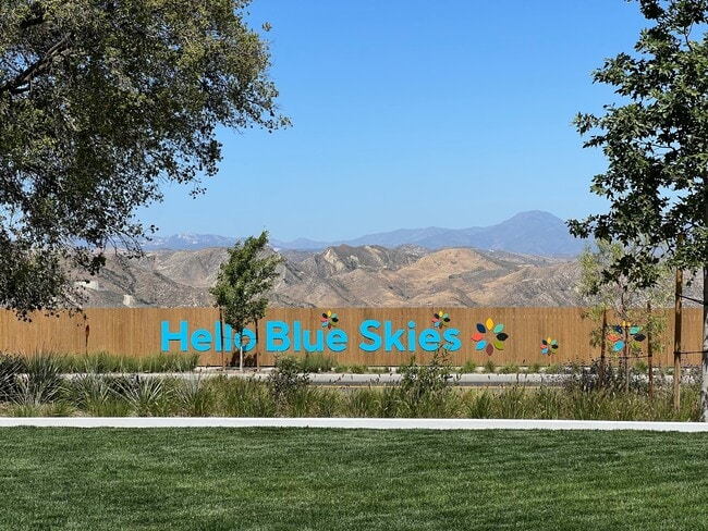 Building Photo - 27366 Hyland Ct