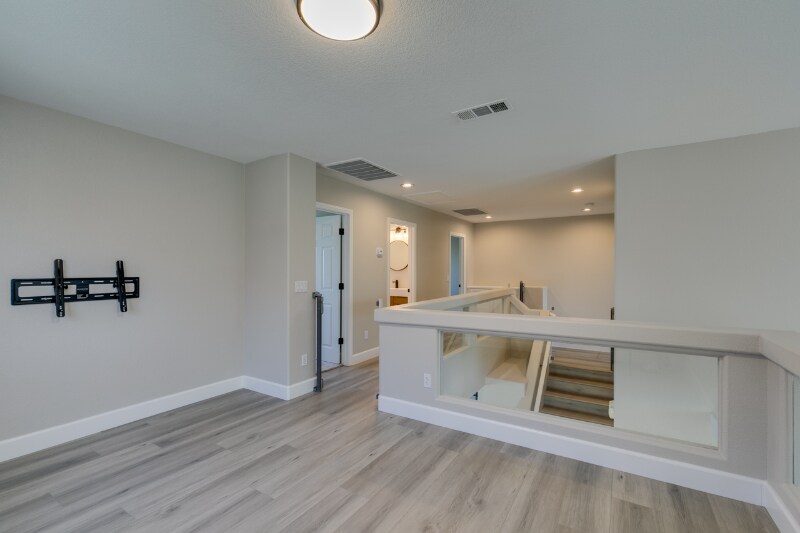 Building Photo - 10908 Royal Highlands St