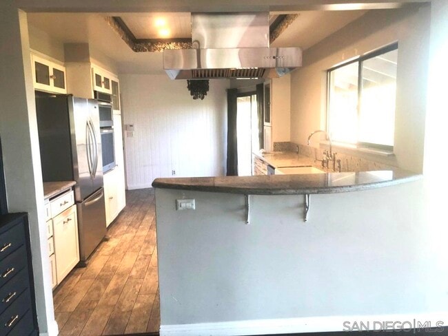 Building Photo - 1633 Alapat Dr