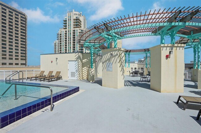 Building Photo - 7290 SW 90th St