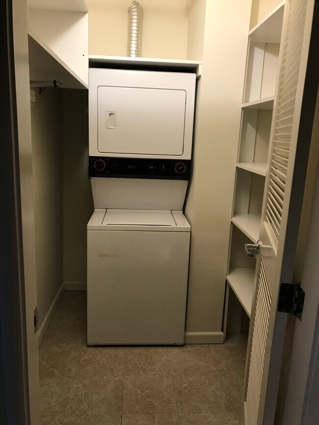 Laundry Room & Storage - 403 Main St