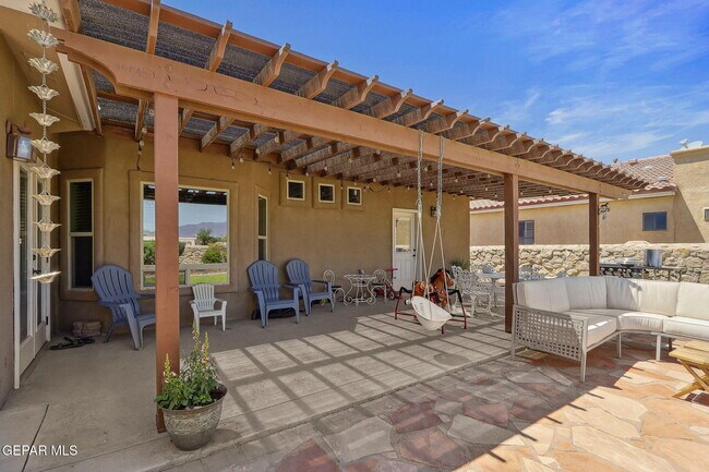 Building Photo - 5936 Anapaula Dr