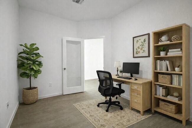 Building Photo - 519 Louis Ln