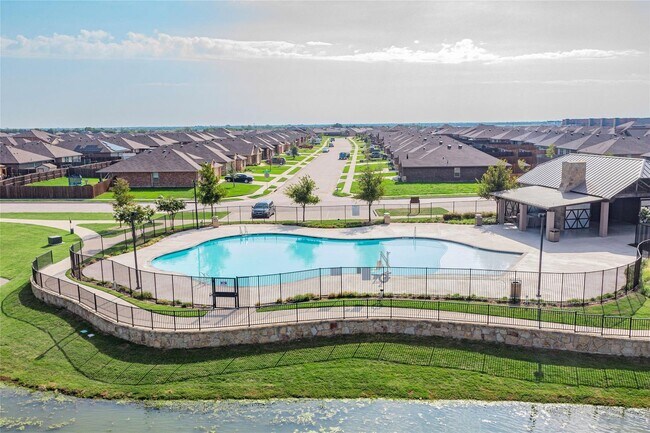 Building Photo - 3/2 in Magnolia Master Planned Community!