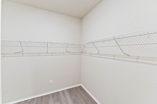 Building Photo - Comfortable Living in Converse – 3 Bedroom...