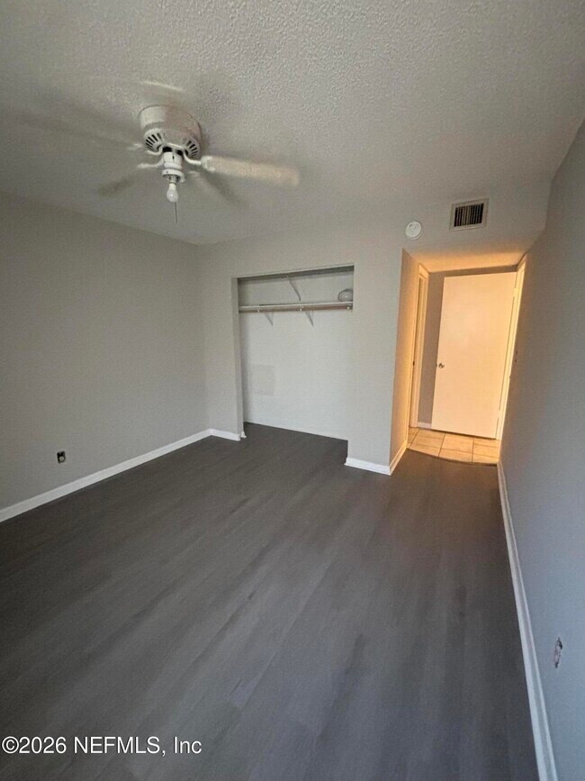 Building Photo - 4 Tarragona Ct