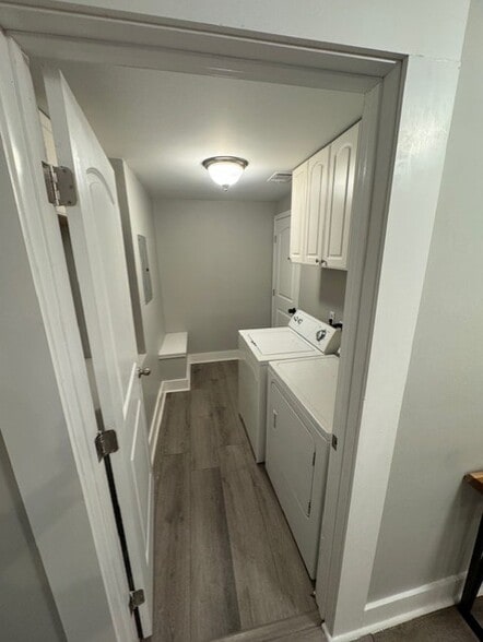 Building Photo - 71 17th St NE