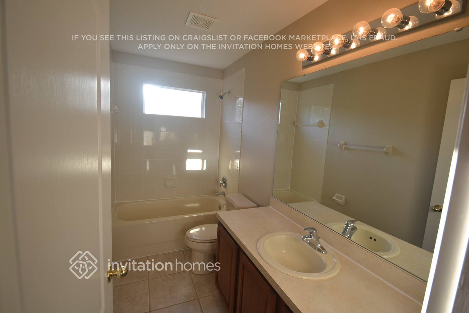 Building Photo - 5529 Oakworth Pl