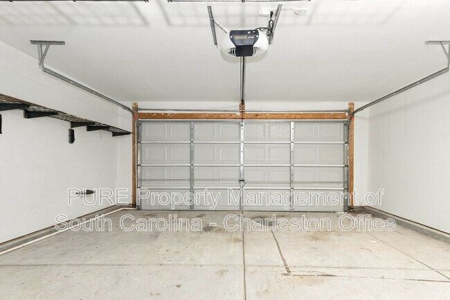 Building Photo - 1322 Palm Cove Dr
