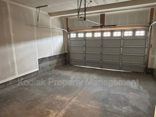Building Photo - 2702 Blue Dawn Ln