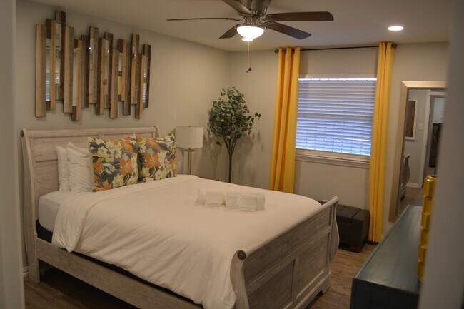 Building Photo - 3100 Valley Forge Trail