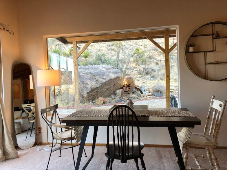 charming dining table with views - 8080 Sunset Rd