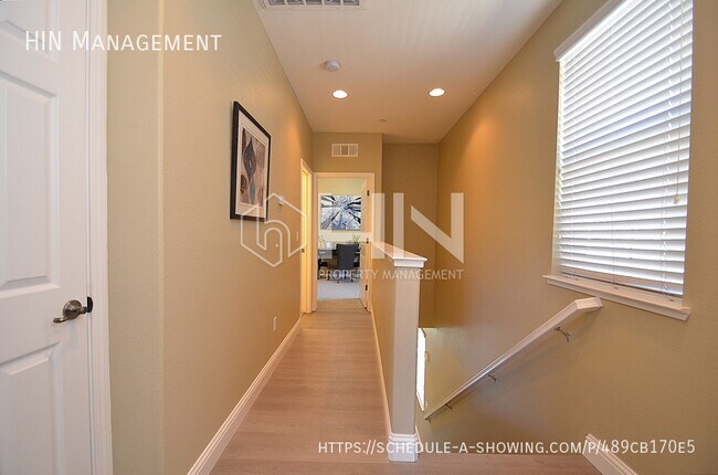 Building Photo - 115 Ede Ln