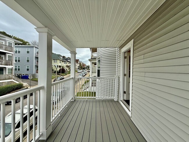 Building Photo - 11 Fairmount St