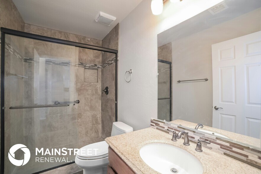 Building Photo - 7917 W Hess Ave