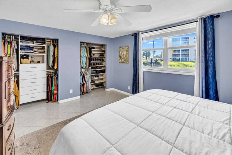 Building Photo - 311 SE 3rd St