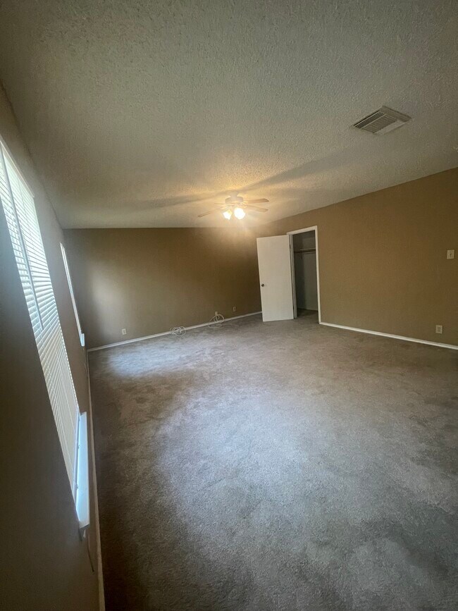 Building Photo - 7838 Caston Park Dr