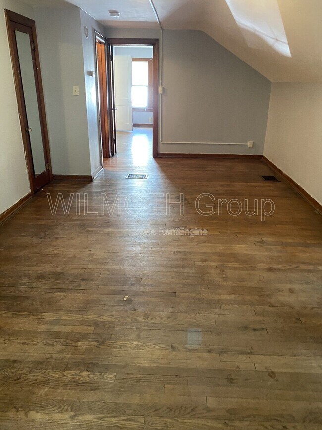 Building Photo - 309 Central Ave