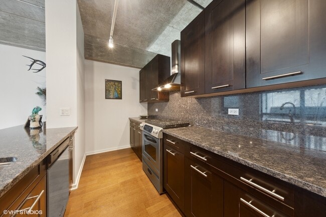 Building Photo - 240 E Illinois St