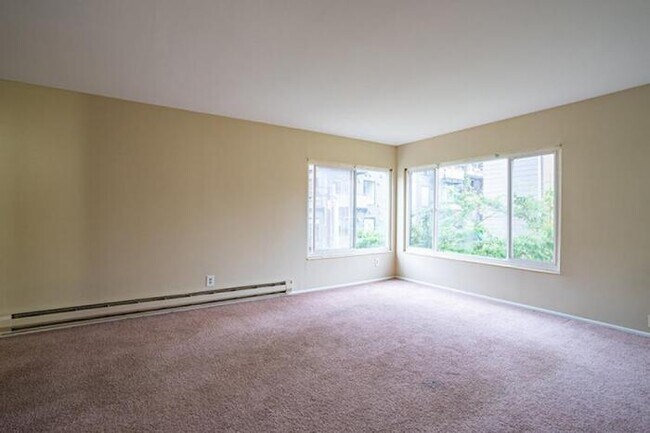Building Photo - 1 bedroom in Seattle WA 98102