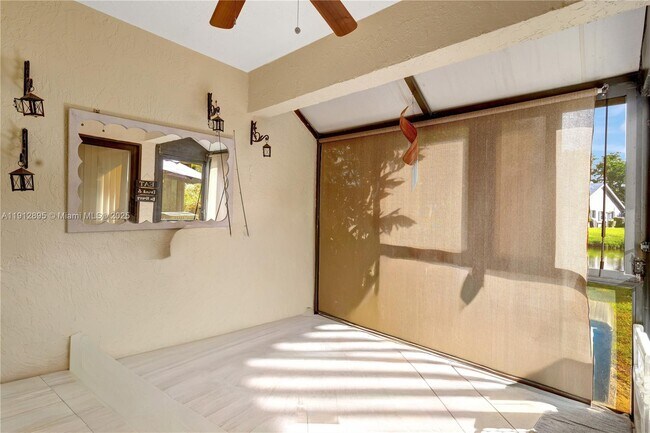 Building Photo - 4755 NW 30th St