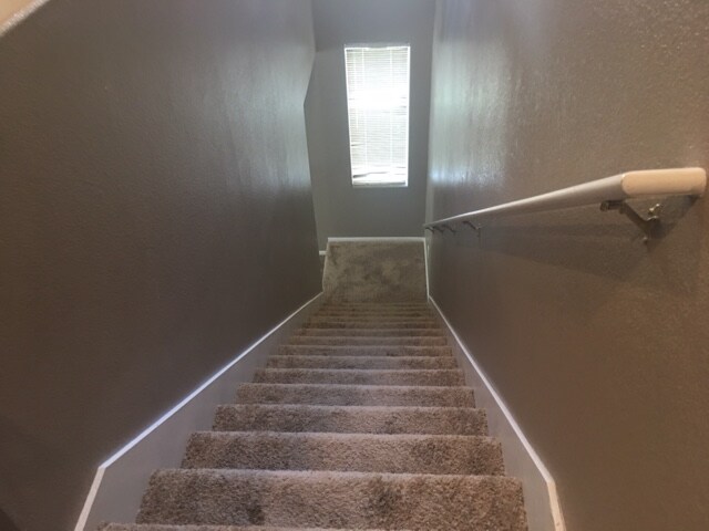 Building Photo - 10221 Delray Beach Ave