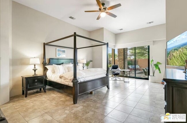 Building Photo - 79800 Vía Sin Cuidado