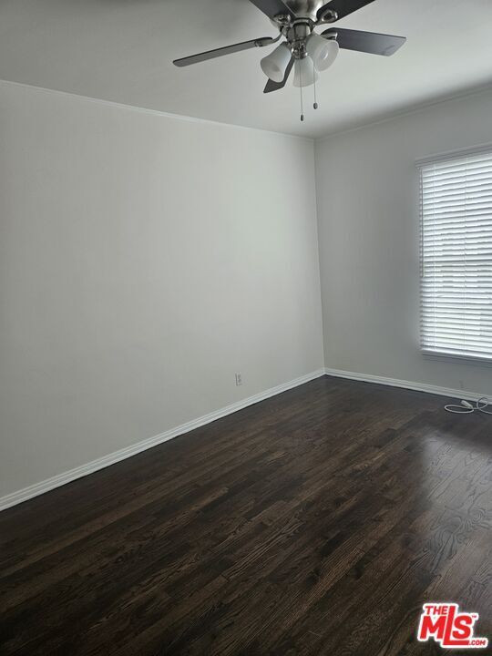 Building Photo - 8561 Holloway Dr