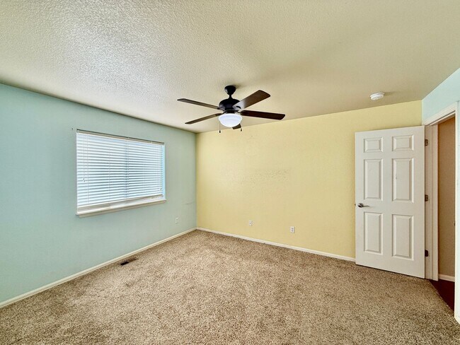 Building Photo - Spacious 4-Bedroom Home with Main level Living