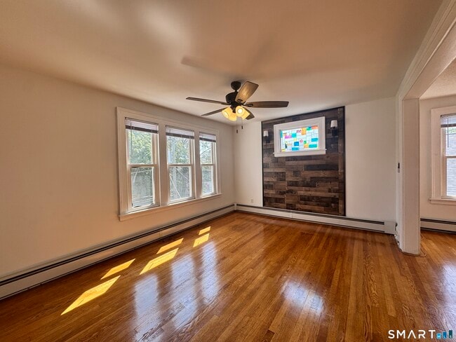 Building Photo - 73 Brooklawn St
