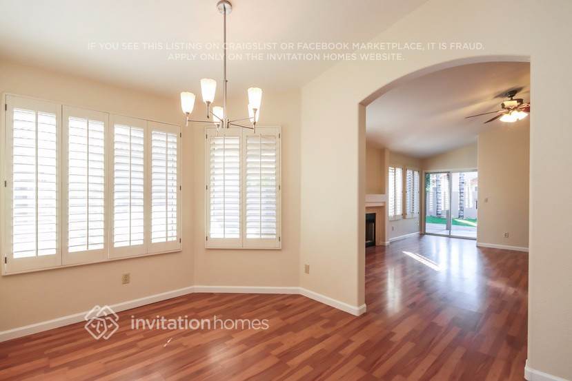 Building Photo - 4525 E Silverwood Dr