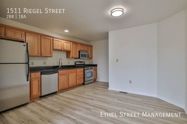Building Photo - 1511 Riegel St