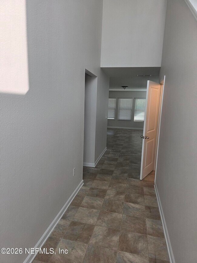 Building Photo - 2537 Wisdom Ct