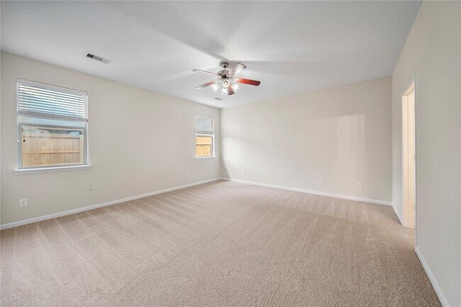 Building Photo - 6139 Sierra Springs Ln