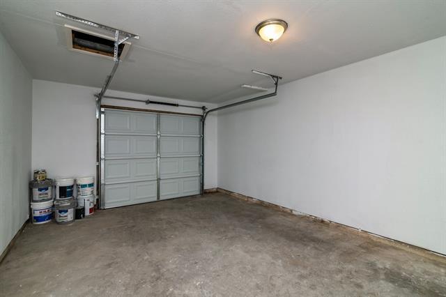 Building Photo - 3933 Stanley Ave