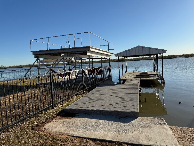 Building Photo - 3045 Red Bluff Cir