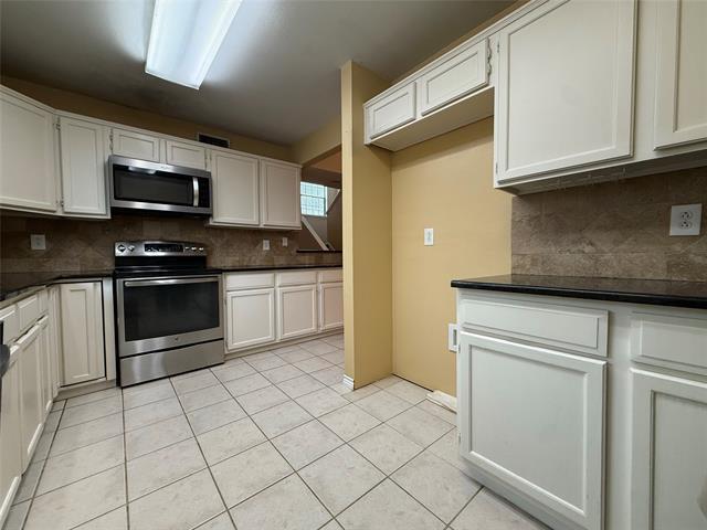 Building Photo - 6801 Bolivar Ct