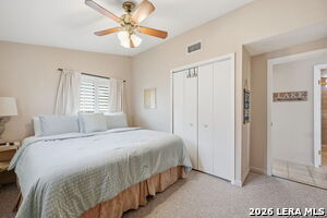 Building Photo - 2681 Lakeview Dr