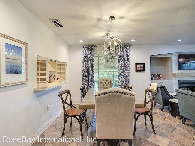 Building Photo - 4445 Oakley Greene