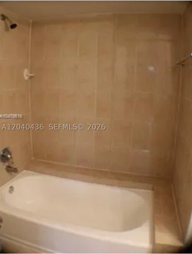 Building Photo - 8540 SW 149th Ave