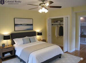 Building Photo - 38 Turner St