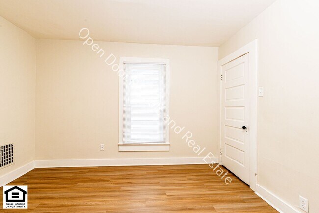 Building Photo - 2514 Lafayette St