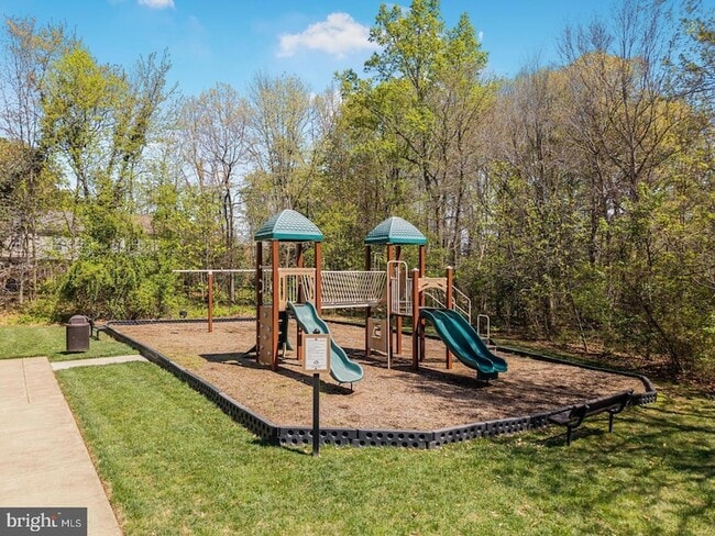 Building Photo - 4888 Dane Ridge Cir