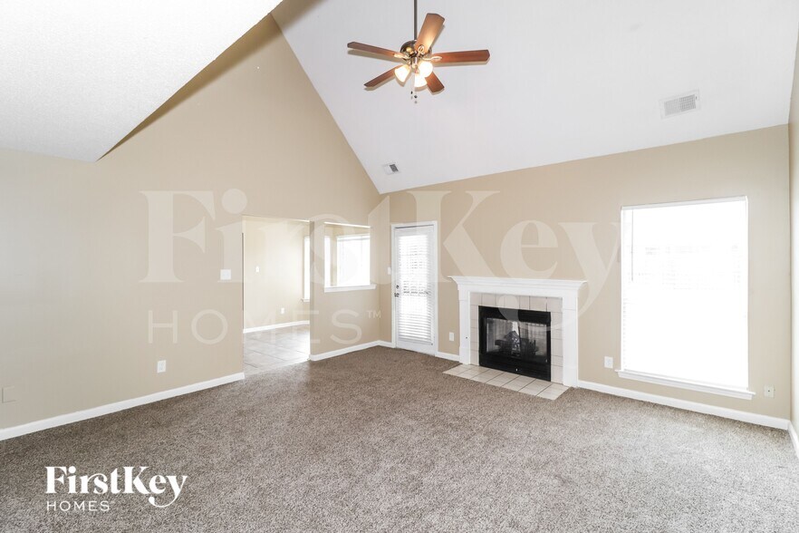 Building Photo - 7549 Starfire Cove