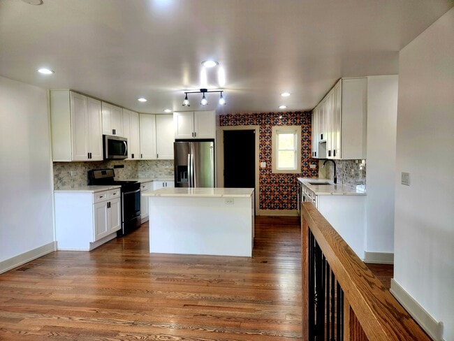 Building Photo - 3601 W 123rd Pl