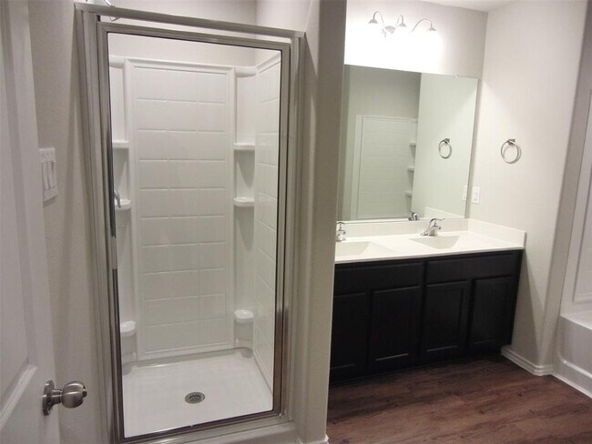 Building Photo - 5522 Mesquite Oaks Trail
