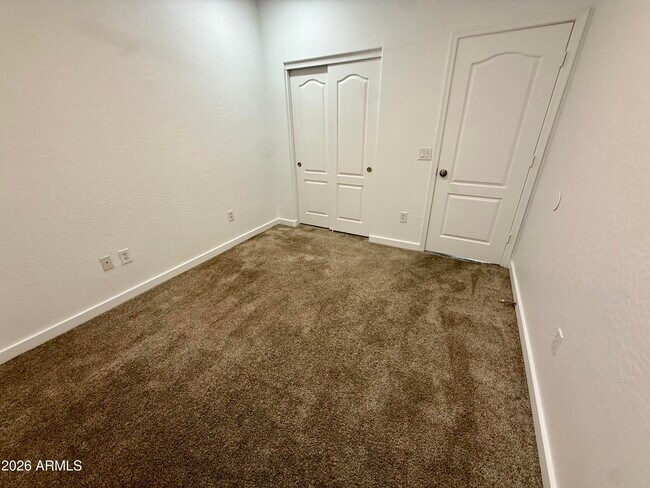 Building Photo - 15238 W Custer Ln