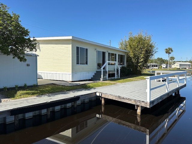 Primary Photo - Charming 2 Bed, 2 Bath Manufactured Home w...