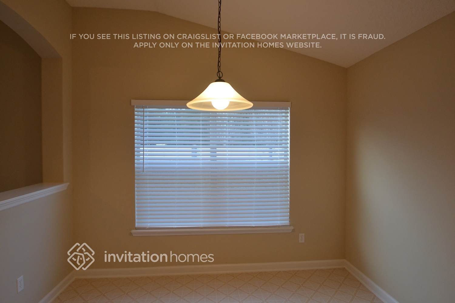 Building Photo - 9098 Gloucestershire Ct